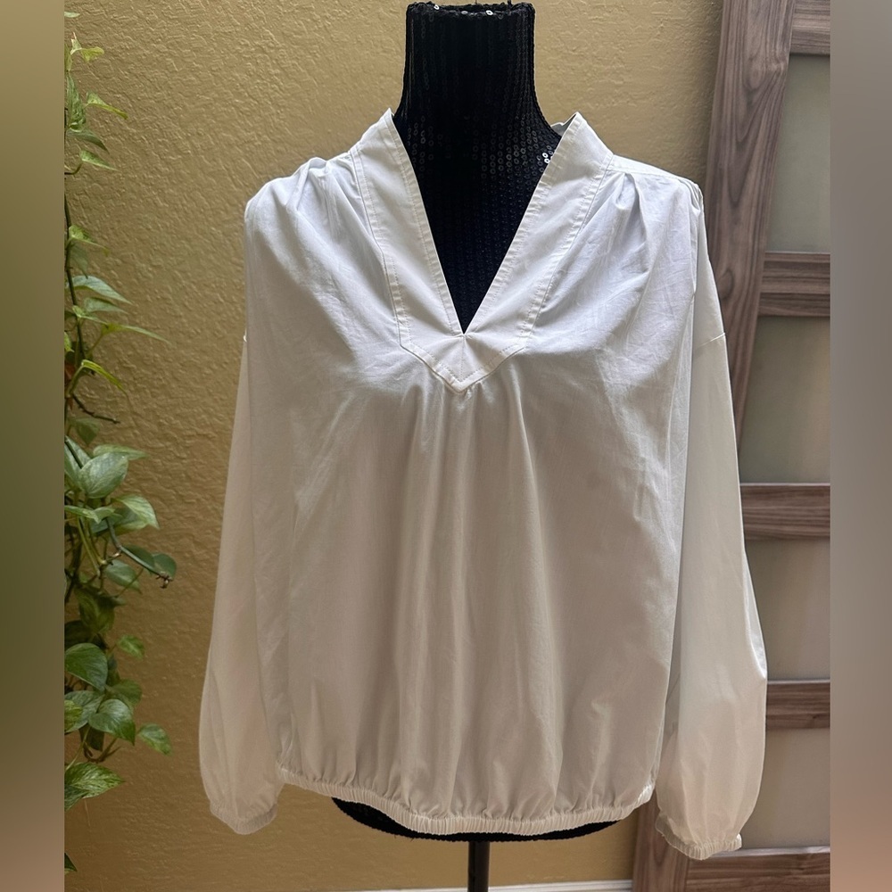 Banana Republic NWT White Blouse Size L 🤍